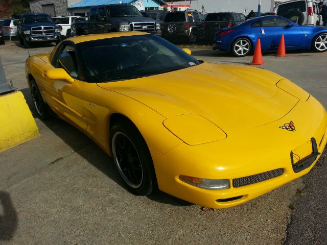 2002 Chevrolet Corvette R/T Sport Utility 4D