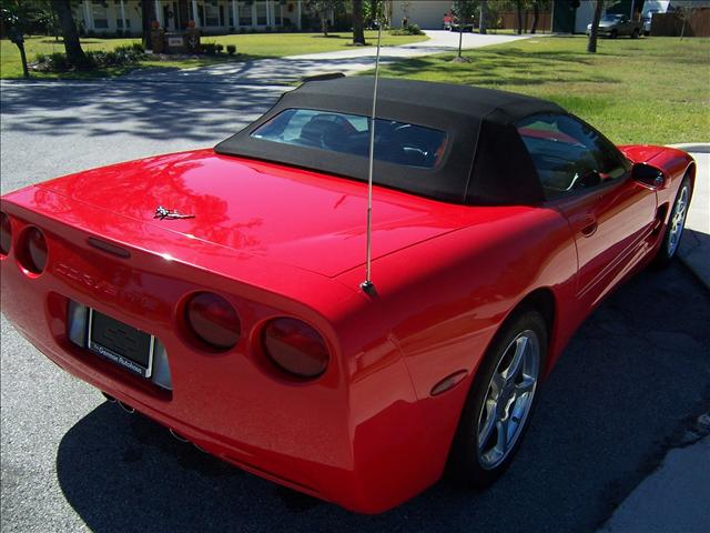 2002 Chevrolet Corvette Base