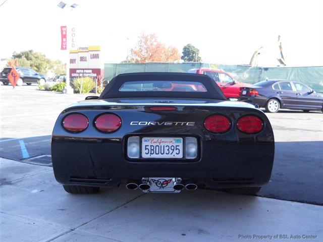 2002 Chevrolet Corvette Hatchback Coupe 2D