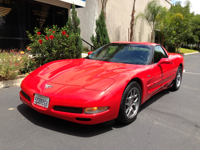 2003 Chevrolet Corvette R/T Sport Utility 4D