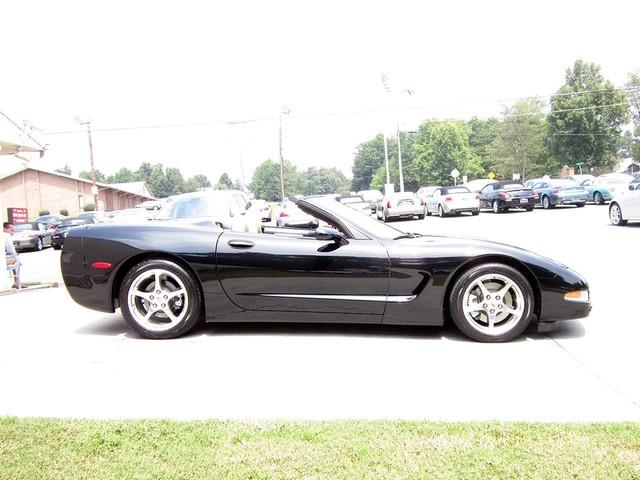 2003 Chevrolet Corvette Unknown