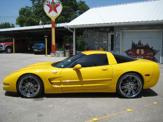 2003 Chevrolet Corvette GT Premium