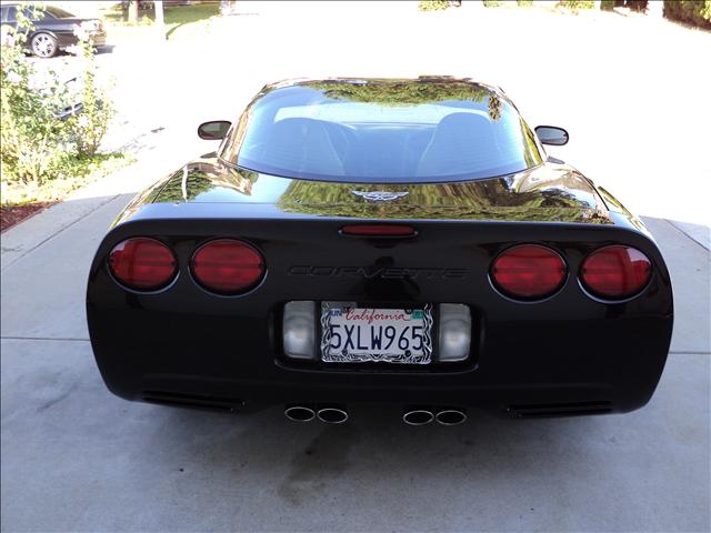 2003 Chevrolet Corvette LTZ 4WD W/sunroof