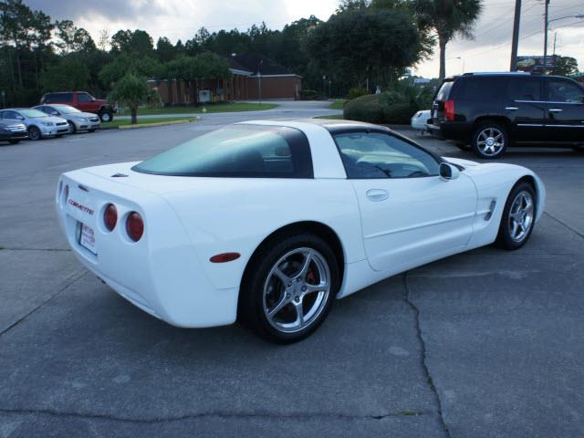 2004 Chevrolet Corvette Unknown