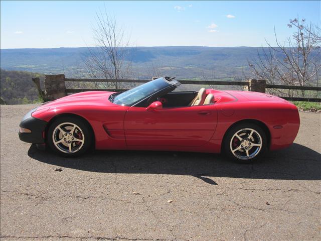 2004 Chevrolet Corvette XLT 4X4 Police