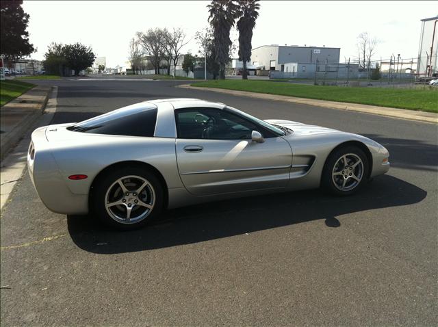 2004 Chevrolet Corvette Unknown