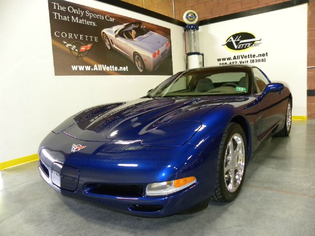 2004 Chevrolet Corvette 4x4 Leather