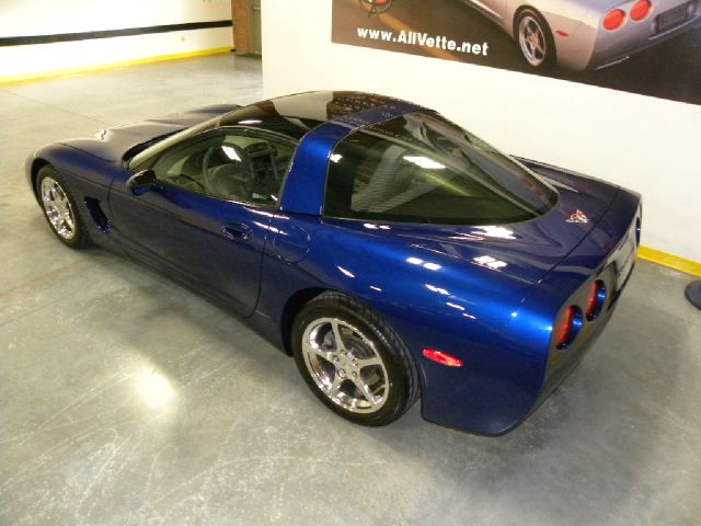 2004 Chevrolet Corvette 4x4 Leather