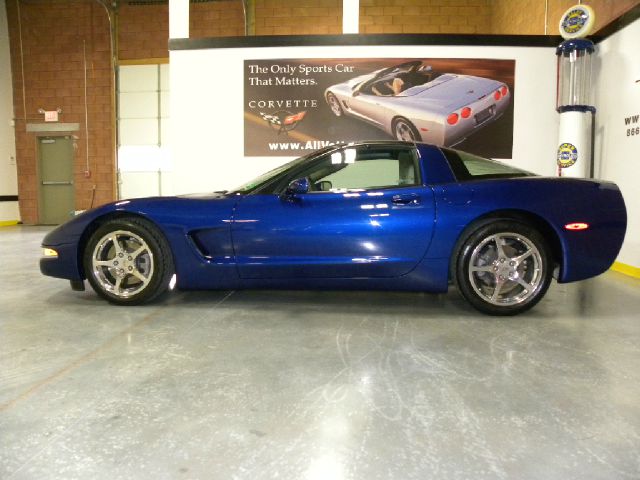 2004 Chevrolet Corvette 4x4 Leather