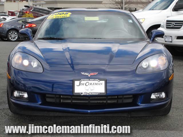 2005 Chevrolet Corvette Base