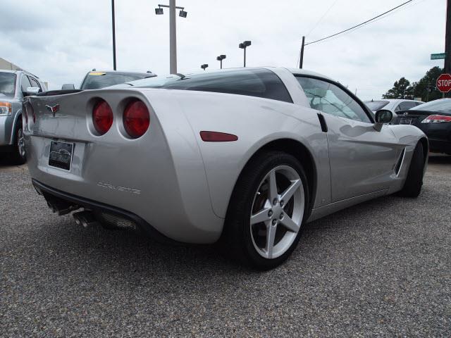 2005 Chevrolet Corvette Unknown