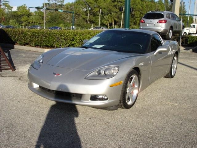 2005 Chevrolet Corvette Base