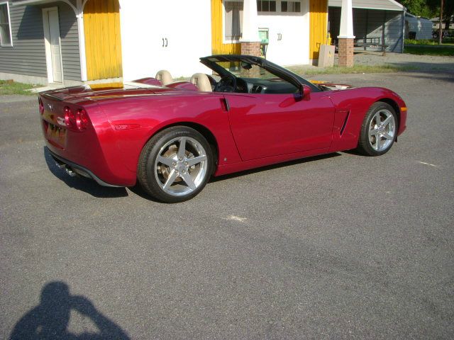 2006 Chevrolet Corvette 4dr Sdn 2.6L AWD