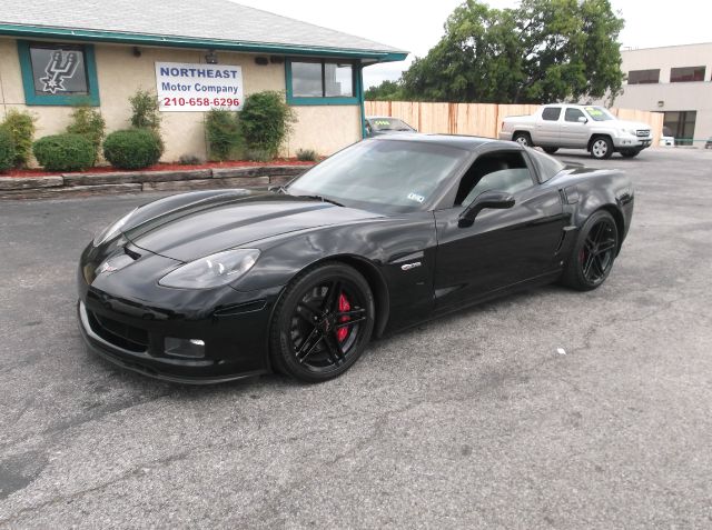 2008 Chevrolet Corvette 2010 Volkswagen SE