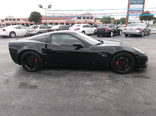 2008 Chevrolet Corvette 2010 Volkswagen SE