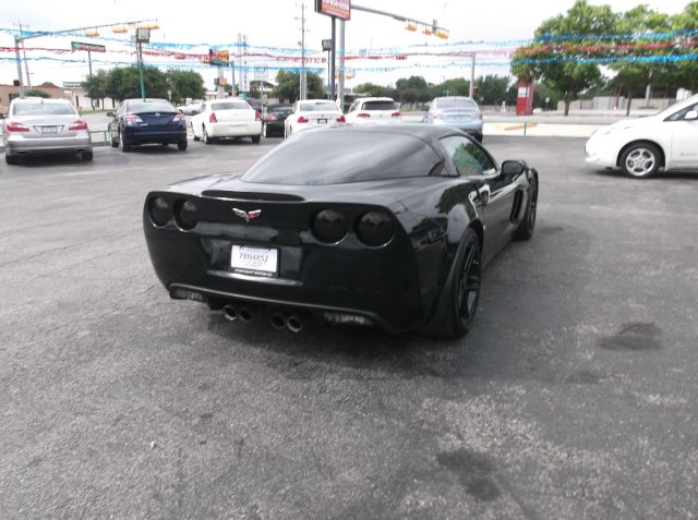 2008 Chevrolet Corvette 2010 Volkswagen SE