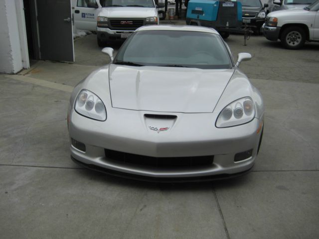 2008 Chevrolet Corvette 2010 Volkswagen SE