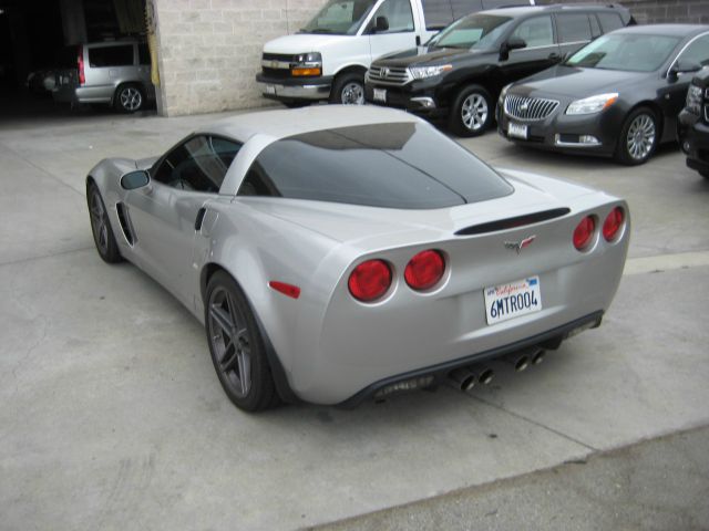 2008 Chevrolet Corvette 2010 Volkswagen SE