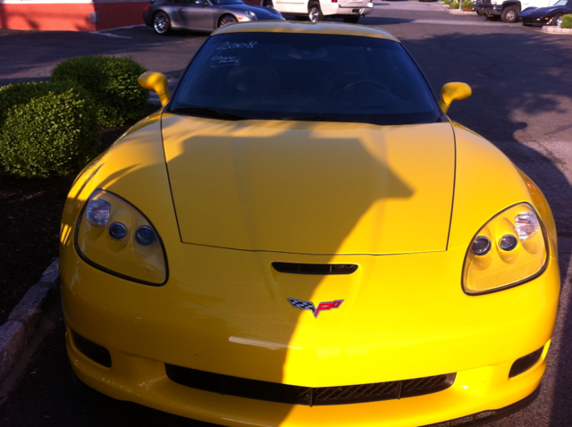 2008 Chevrolet Corvette 2010 Volkswagen SE