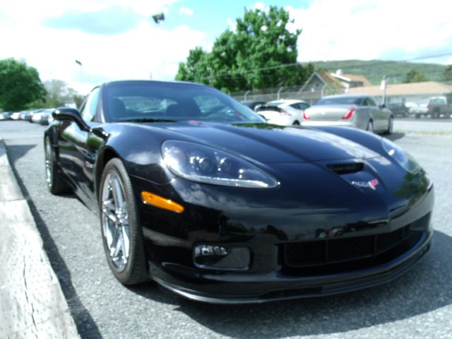 2008 Chevrolet Corvette 2010 Volkswagen SE