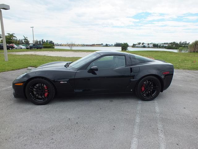 2008 Chevrolet Corvette R/T Sport Utility 4D