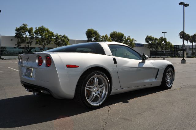 2009 Chevrolet Corvette Reg Cab Flareside 120 XLT 4X2