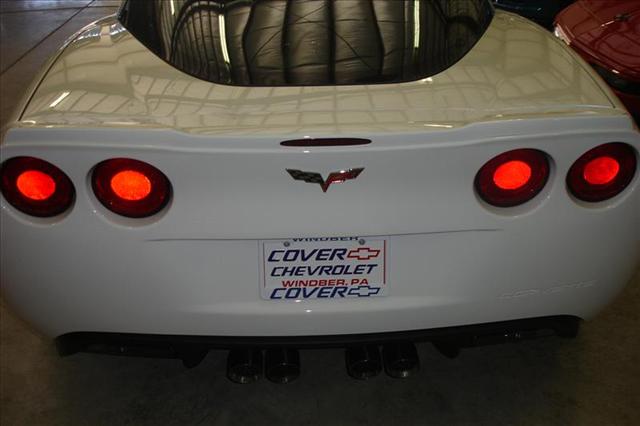 2011 Chevrolet Corvette Sedan 4D LE (4 Cyl)