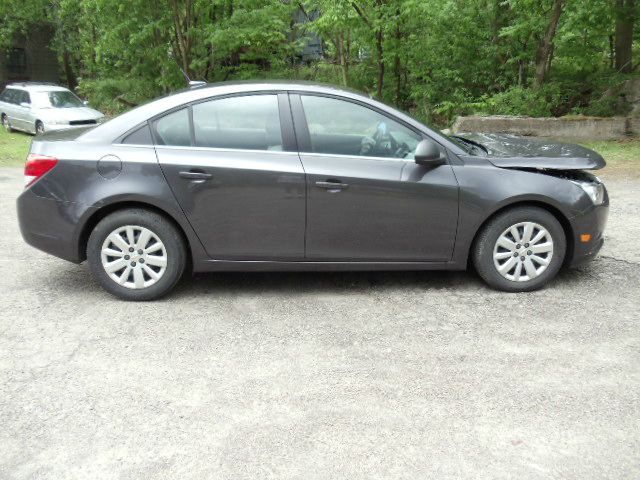 2011 Chevrolet Cruze Continental Edition