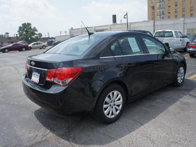 2011 Chevrolet Cruze Touring W/nav.sys