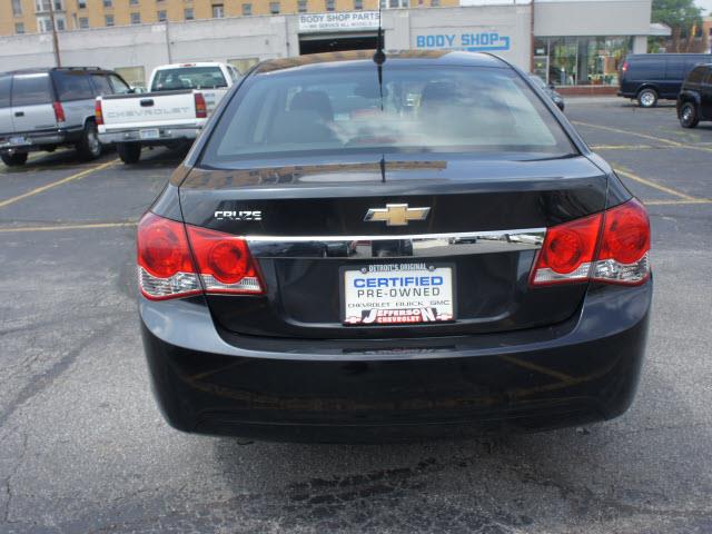 2011 Chevrolet Cruze Touring W/nav.sys