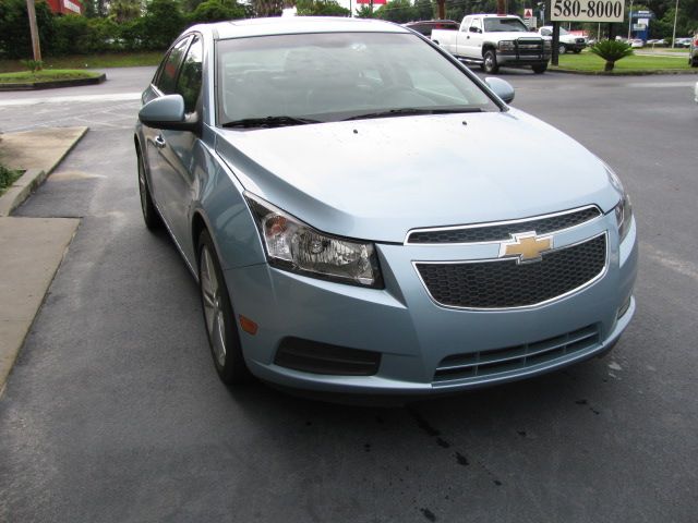 2011 Chevrolet Cruze Hybrid XLE, Nav.,. And Leather