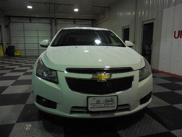 2011 Chevrolet Cruze 4dr Sdn 3.0L Luxury 4matic AWD