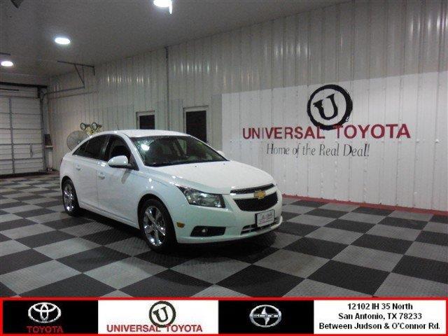 2011 Chevrolet Cruze 4dr Sdn 3.0L Luxury 4matic AWD