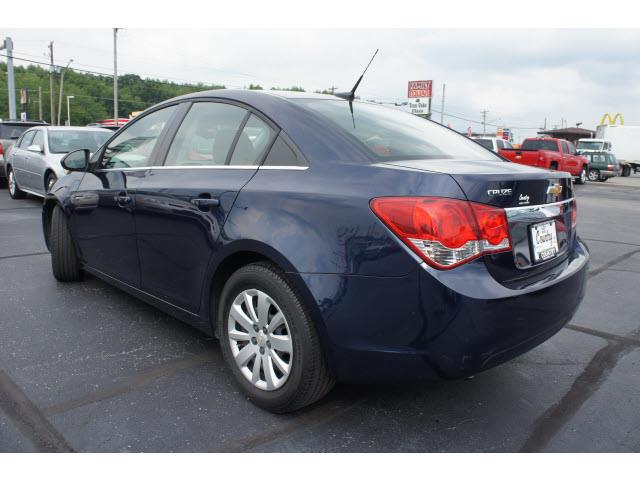 2011 Chevrolet Cruze Touring W/nav.sys