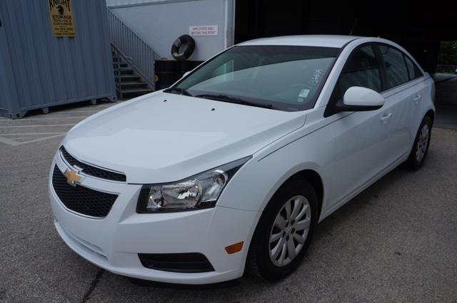 2011 Chevrolet Cruze 4dr Sdn I4 CVT 2.5