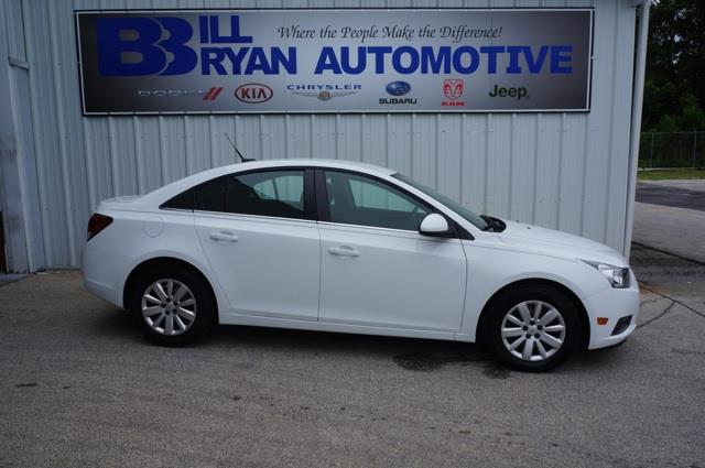 2011 Chevrolet Cruze 4dr Sdn I4 CVT 2.5