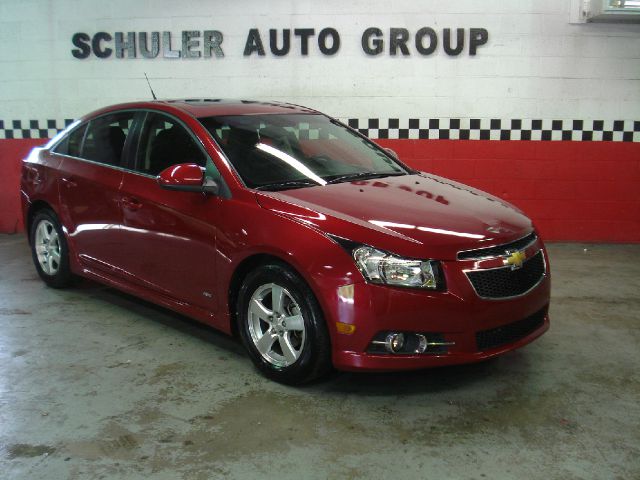 2012 Chevrolet Cruze 2005 Toyota