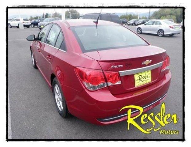 2012 Chevrolet Cruze 4dr Sdn I4 CVT 2.5