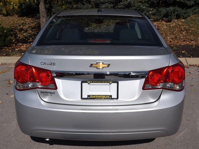 2012 Chevrolet Cruze 3.2 Sedan 4dr