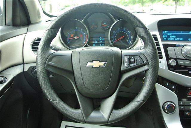 2012 Chevrolet Cruze 3.2 Sedan 4dr