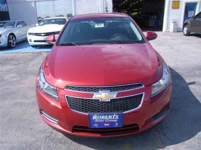 2012 Chevrolet Cruze 2005 Toyota