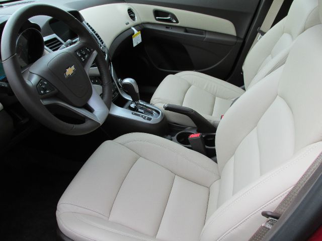 2013 Chevrolet Cruze FWD 4dr Limited