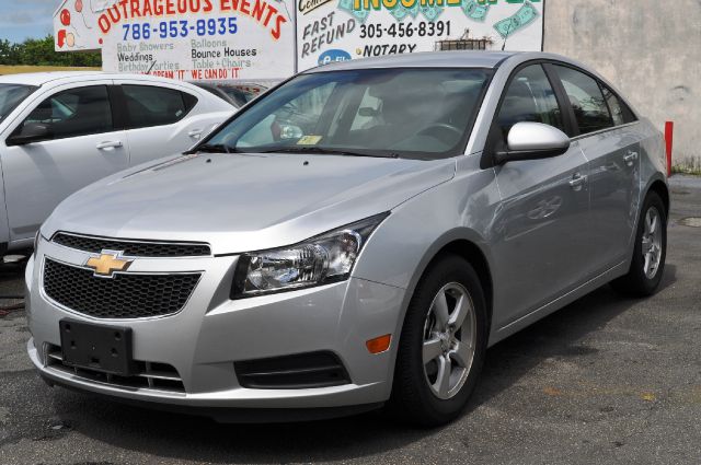 2013 Chevrolet Cruze AWD 4dr Premium Collection