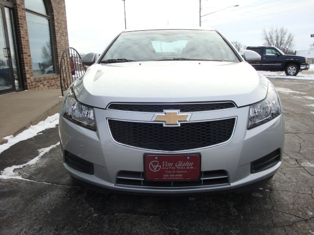 2013 Chevrolet Cruze FWD 4dr Limited