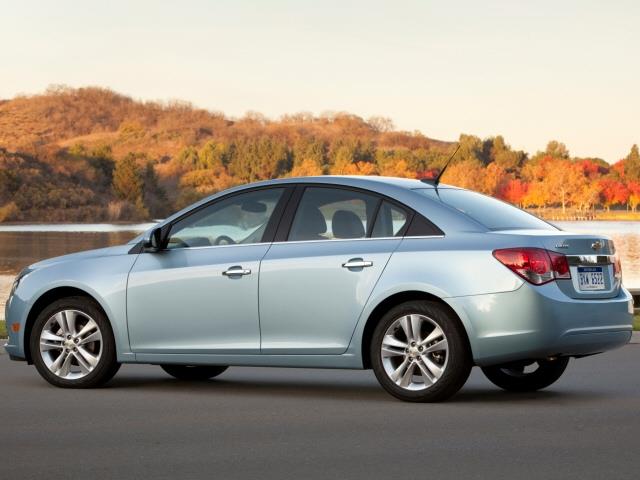 2013 Chevrolet Cruze Eddie Bauer 4WD V-6