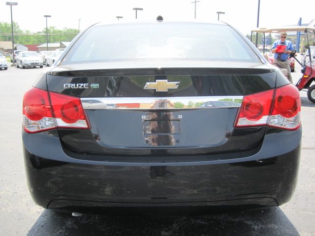 2013 Chevrolet Cruze REG CAB 4X4 LOW Miles