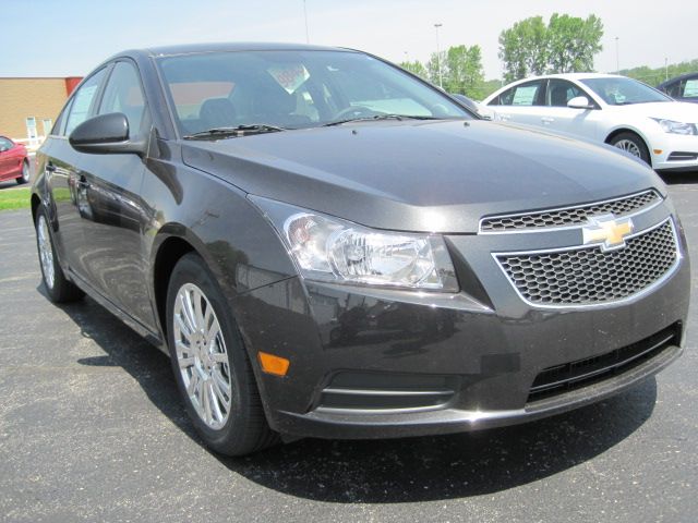 2013 Chevrolet Cruze REG CAB 4X4 LOW Miles