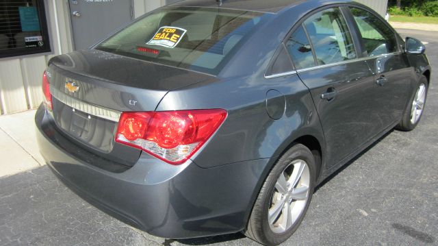 2013 Chevrolet Cruze FWD 4dr Limited