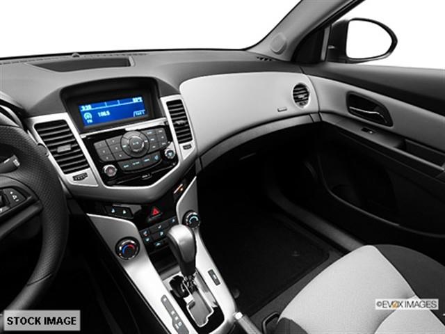 2013 Chevrolet Cruze Touring W/nav.sys