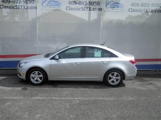 2014 Chevrolet Cruze SE Sedan